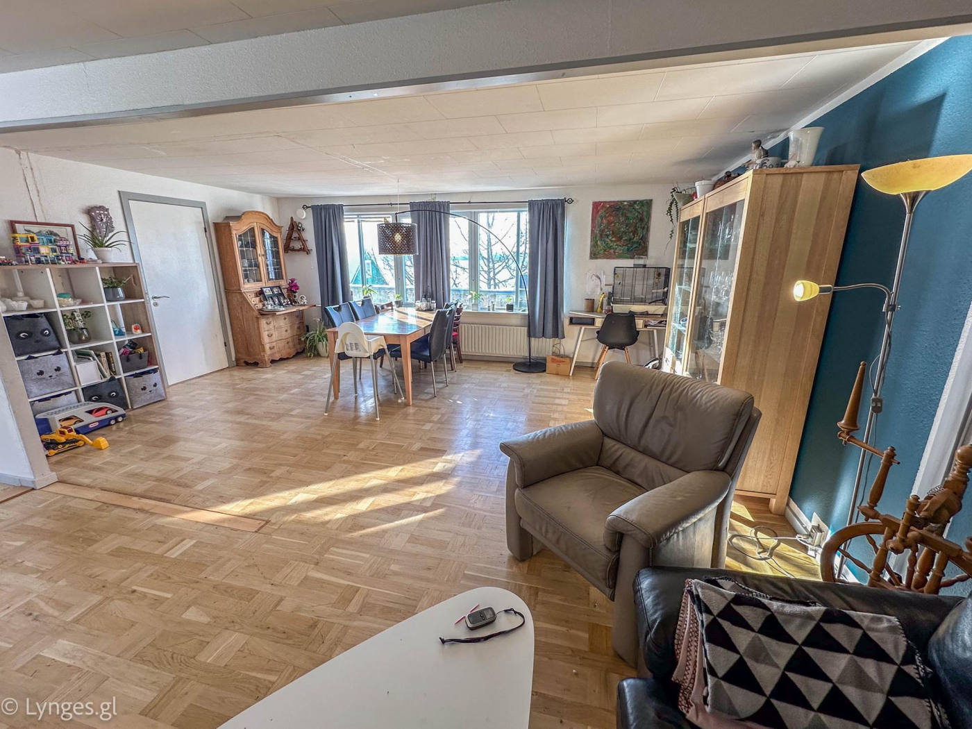 Будинок, 1991 м², 307 600$ — FAKTOR